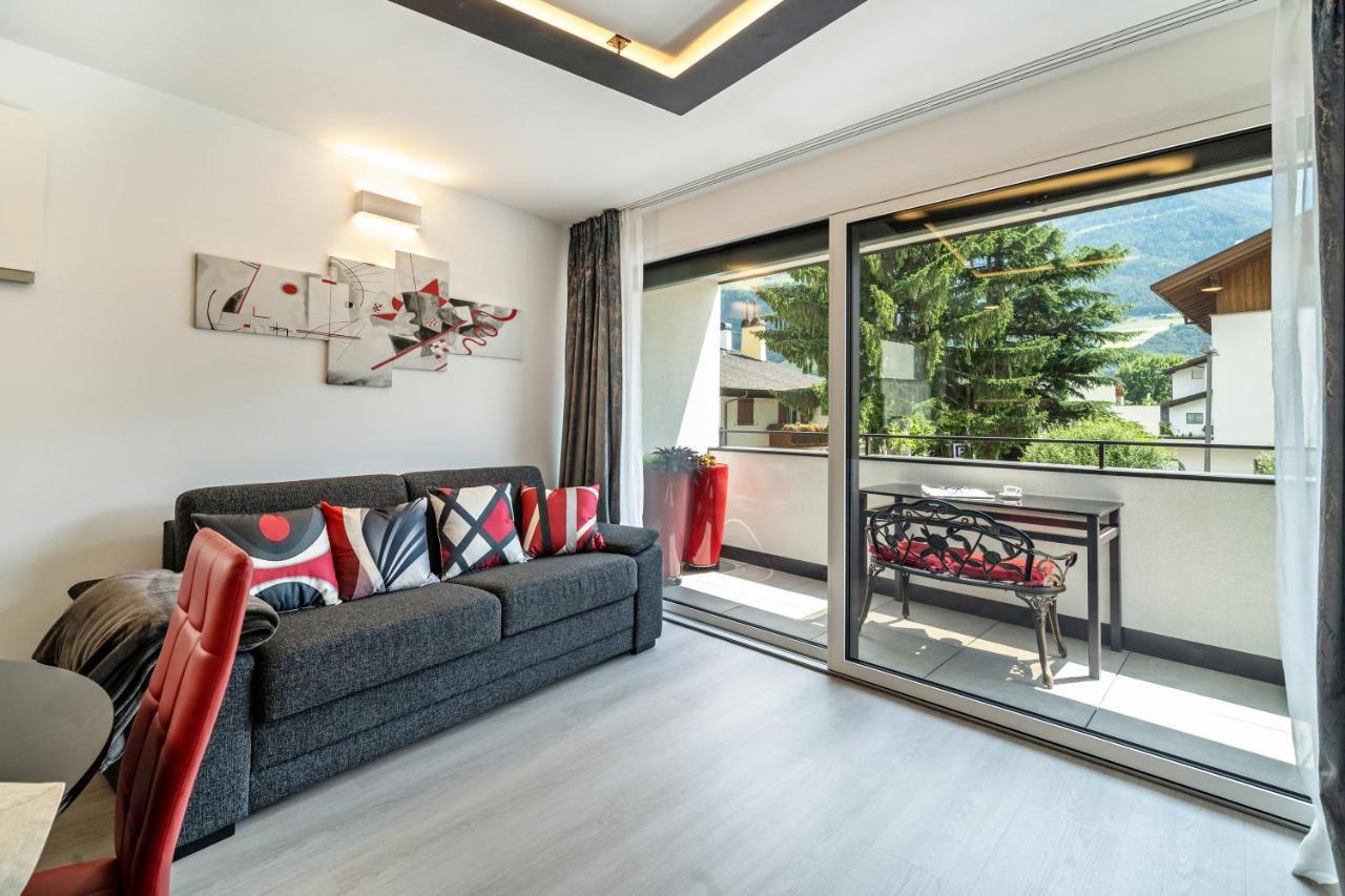 Apartment Il Cuore Rosso Naturns Ngoại thất bức ảnh