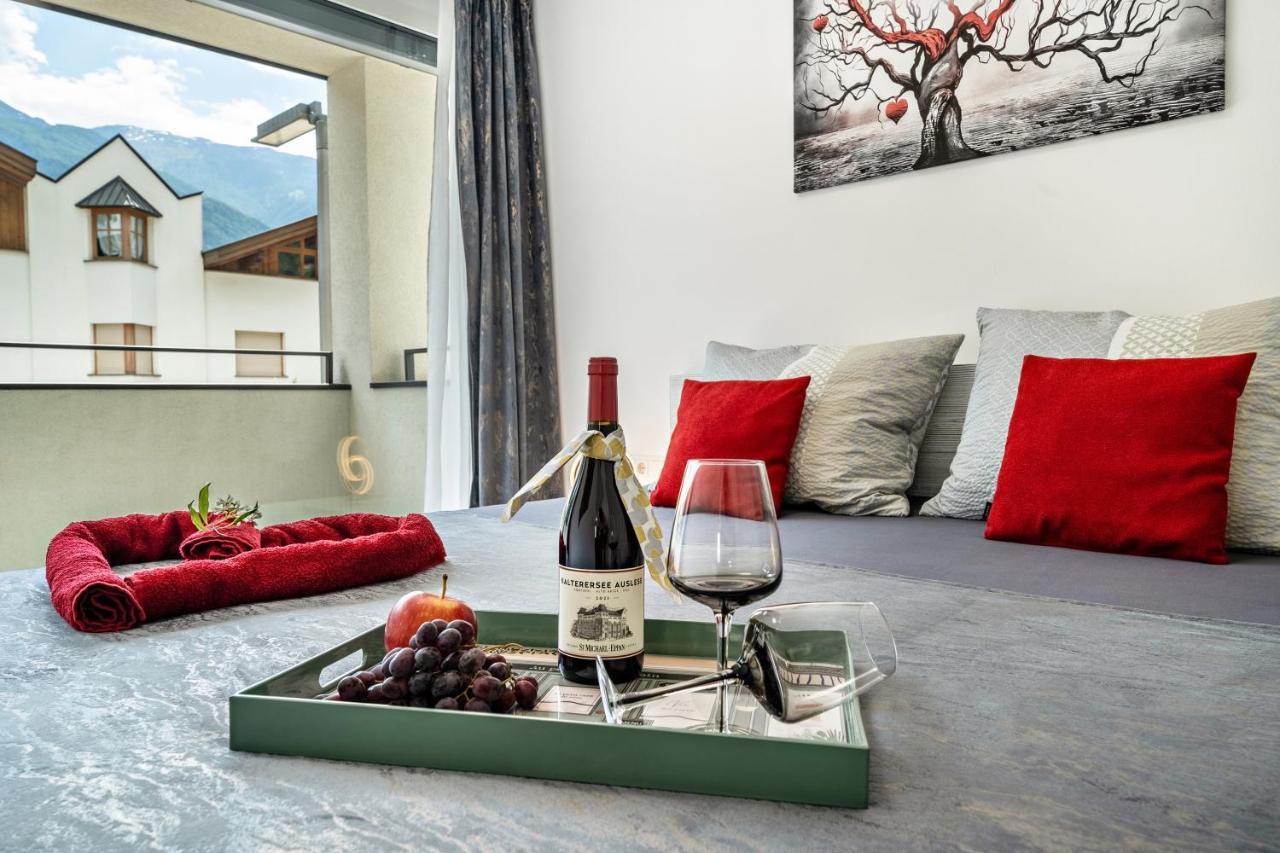 Apartment Il Cuore Rosso Naturns Ngoại thất bức ảnh